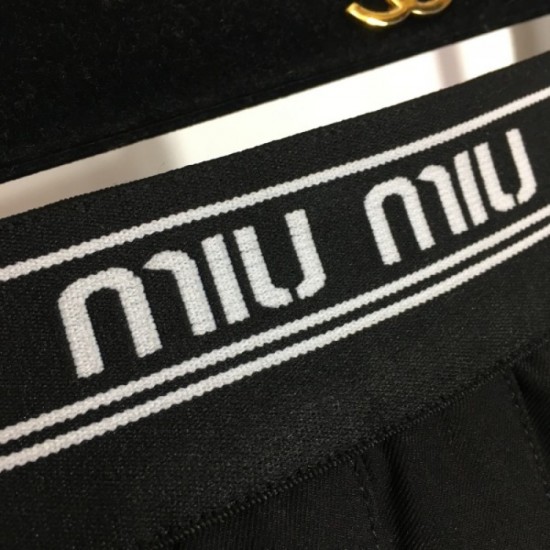 MIU MIU must-see nice elegant 2023SS pleated skirt MIU MIU must-see nice elegant 2023SS pleated skirt