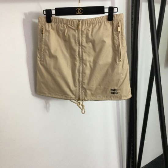 MIU MIU 2023SS top and bottom set new arrival in Japan MIU MIU 2023SS top and bottom set new arrival in Japan