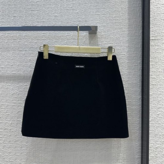 MIU MIU Popular this year too 2023FW knit 2-piece set MIU MIU Popular this year too 2023FW knit 2-piece set