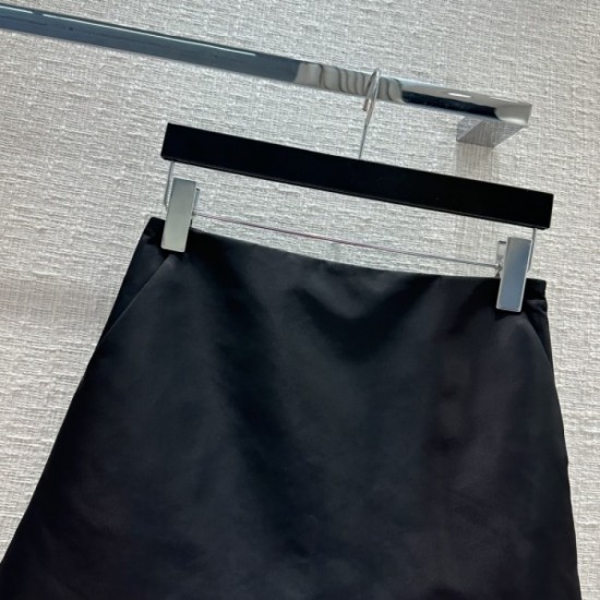 PRADA Prada luxury brand super cheap special price 2023SS half skirt PRADA Prada luxury brand super cheap special price 2023SS half skirt