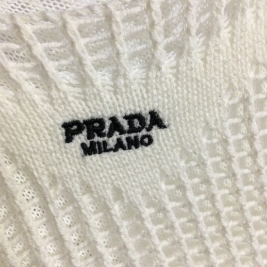 Winner of the TOP Seller Award! One Piece 2023SS PRADA Prada Winner of the TOP Seller Award! One Piece 2023SS PRADA Prada