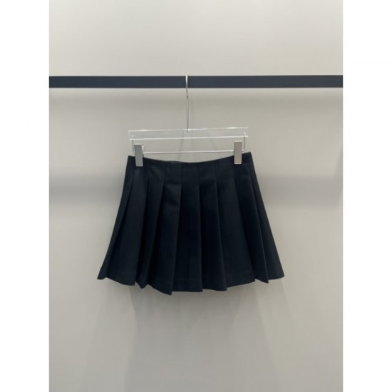 PRADA Prada 2023FW skirt attention brand style looks good PRADA Prada 2023FW skirt attention brand style looks good
