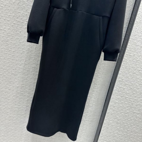 2023FW One Piece PRADA Prada Cute Sold out Very popular 2023FW One Piece PRADA Prada Cute Sold out Very popular