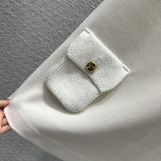 2023FW One Piece PRADA Prada Ends as soon as sold out, first come, first served 2023FW One Piece PRADA Prada Ends as soon as sold out, first come, first served