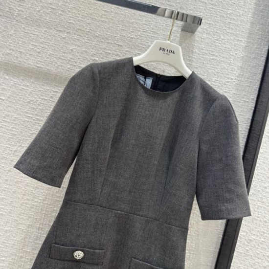 2023FW PRADA Prada new winter dress that you can't take your eyes off of 2023FW PRADA Prada new winter dress that you can't take your eyes off of