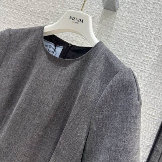 2023FW PRADA Prada new winter dress that you can't take your eyes off of 2023FW PRADA Prada new winter dress that you can't take your eyes off of