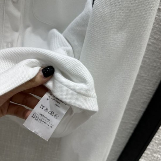 2023FW exercise set THOM BROWNE now available at new price! 2023FW exercise set THOM BROWNE now available at new price!