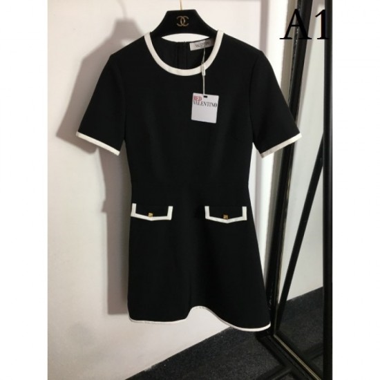 VALENTINO Spring Limited Eternal Standard 2023SS Dress VALENTINO Spring Limited Eternal Standard 2023SS Dress