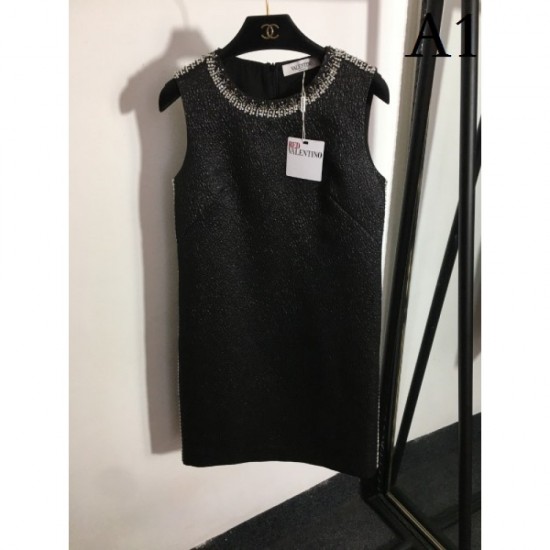 VALENTINO Spring/Summer New Release 2023SS Dress VALENTINO Spring/Summer New Release 2023SS Dress