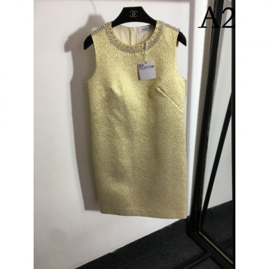 VALENTINO Spring/Summer New Release 2023SS Dress VALENTINO Spring/Summer New Release 2023SS Dress