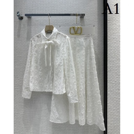 VALENTINO Hard-to-find 2023SS shirt + long skirt 2-piece setup VALENTINO Hard-to-find 2023SS shirt + long skirt 2-piece setup