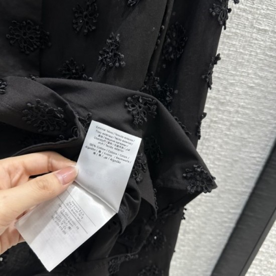 VALENTINO Hard-to-find 2023SS shirt + long skirt 2-piece setup VALENTINO Hard-to-find 2023SS shirt + long skirt 2-piece setup