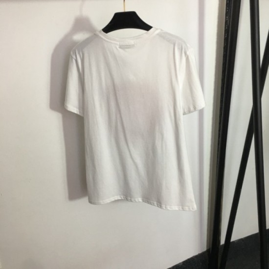Satisfying new summer short-sleeved T-shirt + pleated skirt top and bottom set 2023SS VERSACE Versace Satisfying new summer short-sleeved T-shirt + pleated skirt top and bottom set 2023SS VERSACE Versace
