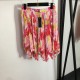 Satisfying new summer short-sleeved T-shirt + pleated skirt top and bottom set 2023SS VERSACE Versace Satisfying new summer short-sleeved T-shirt + pleated skirt top and bottom set 2023SS VERSACE Versace