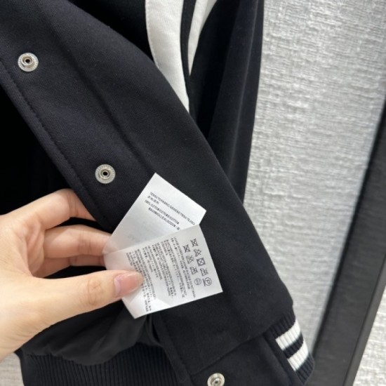 YSL Yves Saint Laurent Easy to wear color 2023SS sports suit YSL Yves Saint Laurent Easy to wear color 2023SS sports suit