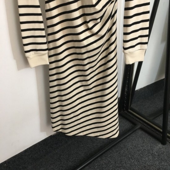 YSL Yves Saint Laurent 2023FW top and bottom set popular model reproduction YSL Yves Saint Laurent 2023FW top and bottom set popular model reproduction