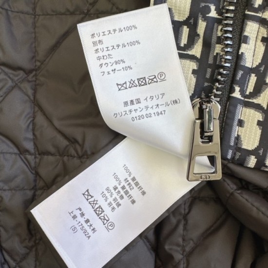 DIOR Dior Down Jacket 2023FW A new item that is extremely popular DIOR Dior Down Jacket 2023FW A new item that is extremely popular