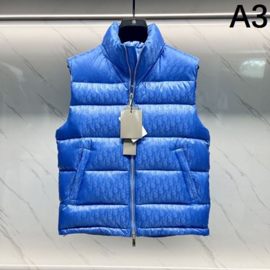 DIOR Dior Down Jacket 2023FW A popular item that has been used for several years DIOR Dior Down Jacket 2023FW A popular item that has been used for several years