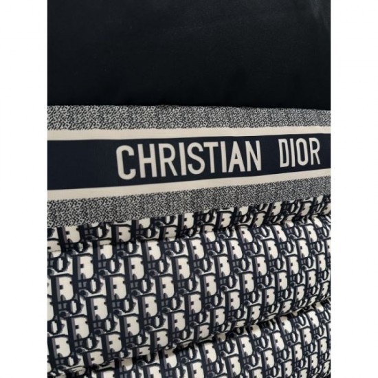 DIOR Dior Down Jacket Vest 2023FW Fashionable half a step ahead DIOR Dior Down Jacket Vest 2023FW Fashionable half a step ahead