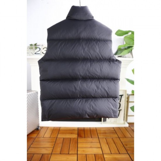 FENDI down jacket vest 2023FW Most popular product FENDI down jacket vest 2023FW Most popular product