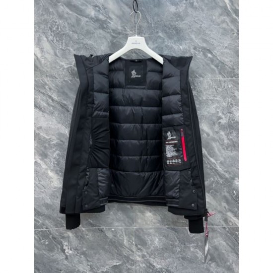 MONCLER Down Jacket 2023FW Outstanding Freshness MONCLER Down Jacket 2023FW Outstanding Freshness