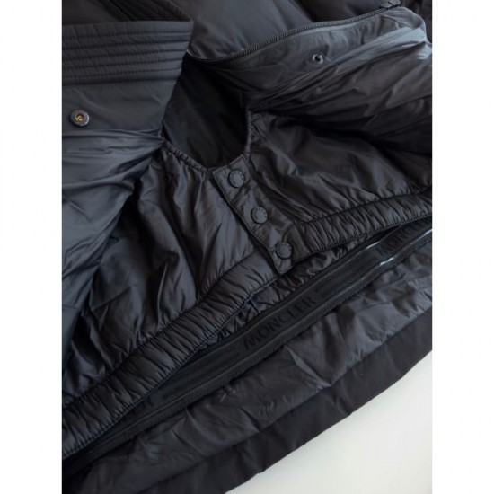 MONCLER Moncler Down Jacket 2023FW Colors are also trendy MONCLER Moncler Down Jacket 2023FW Colors are also trendy