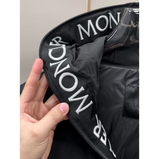 MONCLER Moncler Down Jacket Vest 2023FW Attractive Good Condition MONCLER Moncler Down Jacket Vest 2023FW Attractive Good Condition