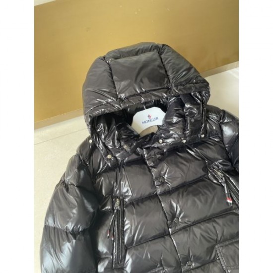 MONCLER Moncler down jacket 2023FW hard to obtain item MONCLER Moncler down jacket 2023FW hard to obtain item