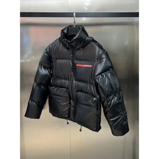 PRADA Down Jacket 2023FW A must-see winter item PRADA Down Jacket 2023FW A must-see winter item