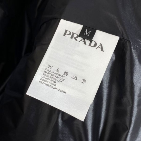PRADA Down Jacket 2023FW New Colors in Fashion PRADA Down Jacket 2023FW New Colors in Fashion