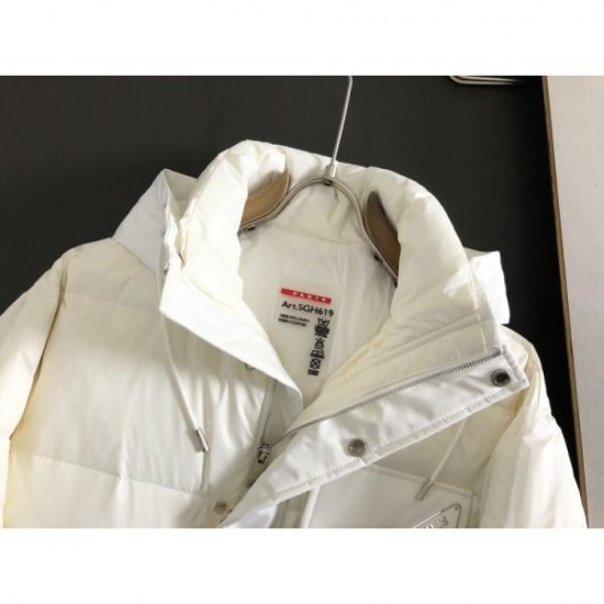 PRADA Prada down jacket 2023FW popular item that is very useful in fall and winter PRADA Prada down jacket 2023FW popular item that is very useful in fall and winter