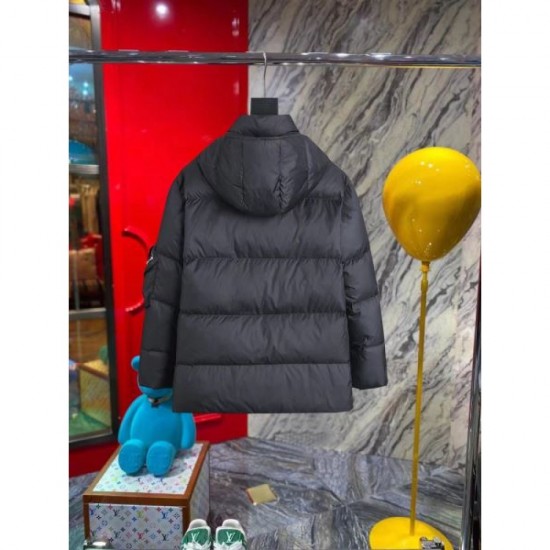 PRADA Down Jacket 2023FW Must-buy for adults this fall/winter PRADA Down Jacket 2023FW Must-buy for adults this fall/winter