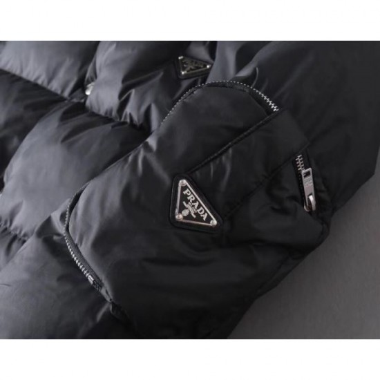 PRADA Down Jacket 2023FW Must-buy for adults this fall/winter PRADA Down Jacket 2023FW Must-buy for adults this fall/winter