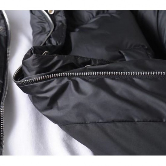 PRADA Down Jacket 2023FW Must-buy for adults this fall/winter PRADA Down Jacket 2023FW Must-buy for adults this fall/winter
