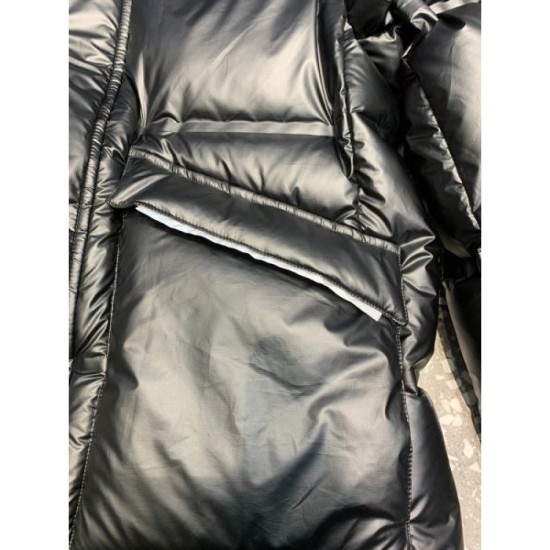 PRADA Prada Down Jacket 2023FW Makes you look cool PRADA Prada Down Jacket 2023FW Makes you look cool