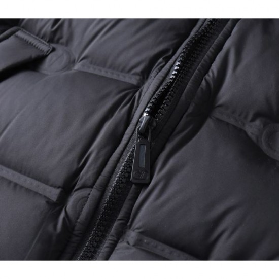 VALENTINO Down jacket 2023FW Attractive beauty item VALENTINO Down jacket 2023FW Attractive beauty item