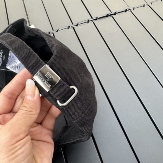 2023SS BALENCIAGA Balenciaga hat latest and love at first sight 2023SS BALENCIAGA Balenciaga hat latest and love at first sight