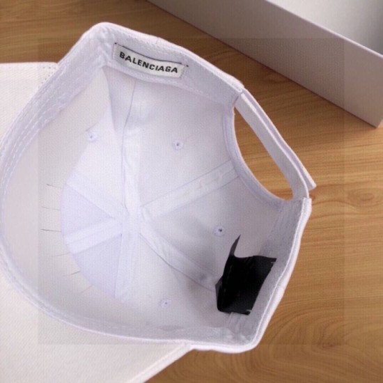 BALENCIAGA Balenciaga 2023SS hat that will definitely be popular this summer BALENCIAGA Balenciaga 2023SS hat that will definitely be popular this summer