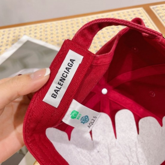2023SS Hat Summer new item that is sure to be a hit this season BALENCIAGA Balenciaga 2023SS Hat Summer new item that is sure to be a hit this season BALENCIAGA Balenciaga