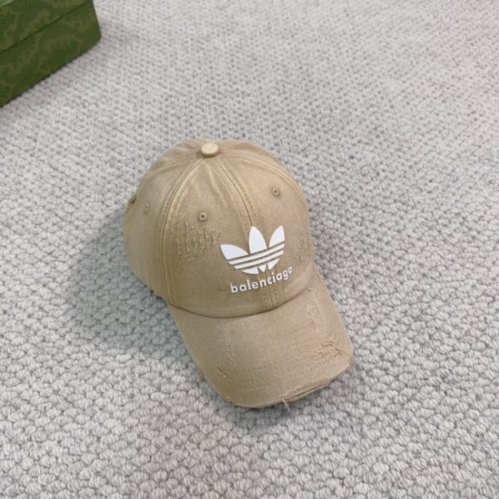 2023FW Hat BALENCIAGA Balenciaga continues to be a popular item 2023FW Hat BALENCIAGA Balenciaga continues to be a popular item