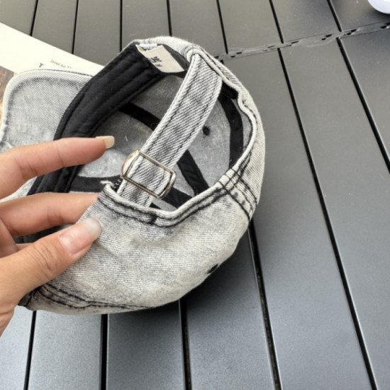 2023SS CELINE Celine Hat Vest Item 2023SS CELINE Celine Hat Vest Item