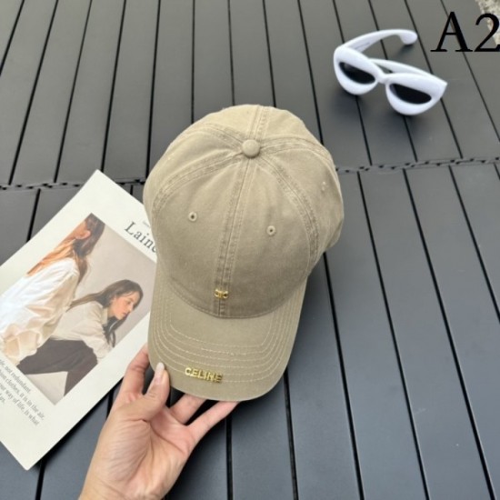 2023SS CELINE Celine hat gives a casual feeling 2023SS CELINE Celine hat gives a casual feeling