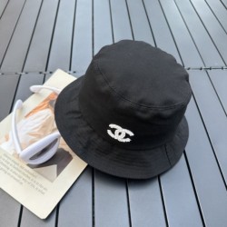 Show me a calm atmosphere CHANEL Chanel 2023SS hat
