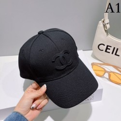 The popular brand CHANEL Chanel 2023SS hat which is deep-rooted in Japan