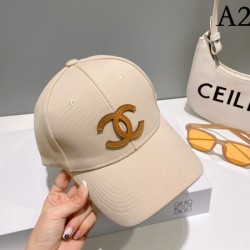 The popular brand CHANEL Chanel 2023SS hat which is deep-rooted in Japan