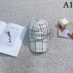 2023FW Hat CHANEL Chanel who plays an active part in this autumn / winter coordination