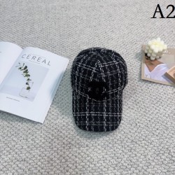 2023FW Hat CHANEL Chanel who plays an active part in this autumn / winter coordination