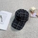 2023FW Hat CHANEL Chanel who plays an active part in this autumn / winter coordination 2023FW Hat CHANEL Chanel who plays an active part in this autumn / winter coordination