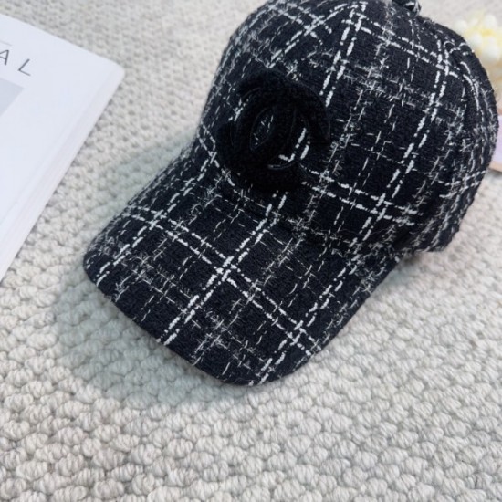 2023FW Hat CHANEL Chanel who plays an active part in this autumn / winter coordination 2023FW Hat CHANEL Chanel who plays an active part in this autumn / winter coordination
