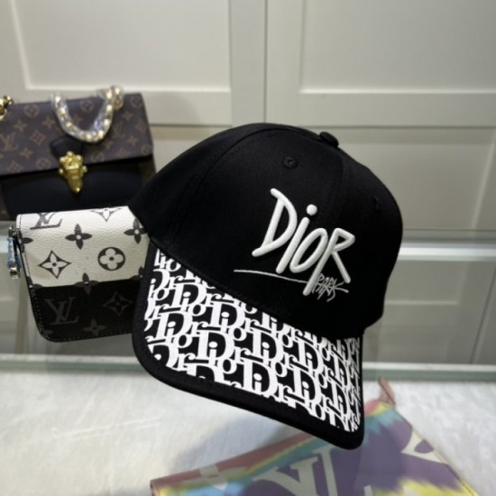 Tops DIOR Dior 2023SS hat of the classic atmosphere Tops DIOR Dior 2023SS hat of the classic atmosphere